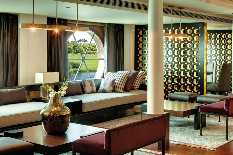 Esplanade Nile Cruise Lounge_8a0cd_lg.jpg